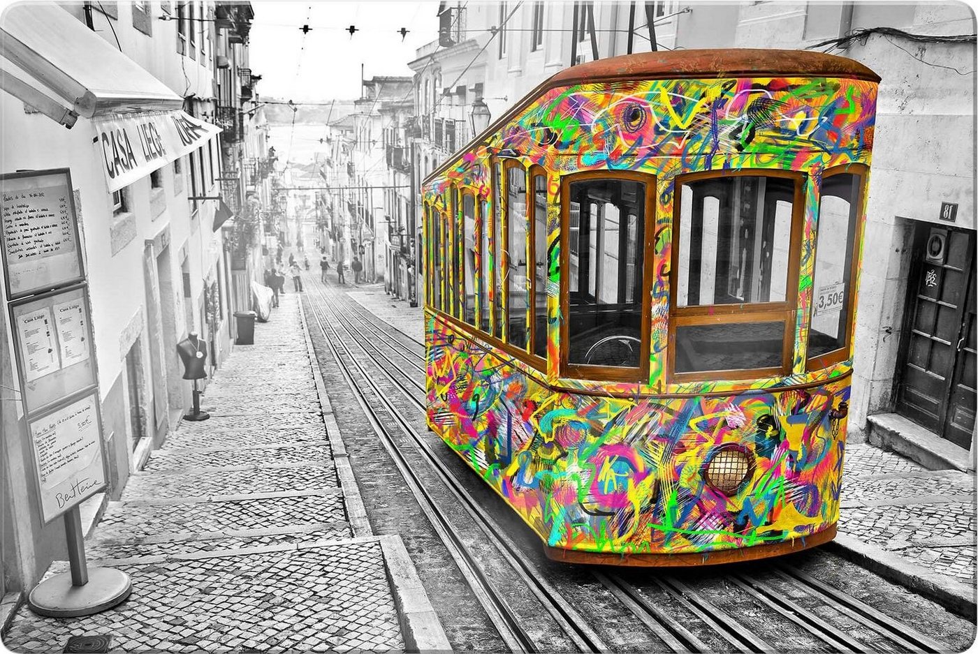 Wall-Art Glasbild Tram in Lissabon, Menschen, Maße (B/T/H): 100/0,4/70 cm von Wall-Art