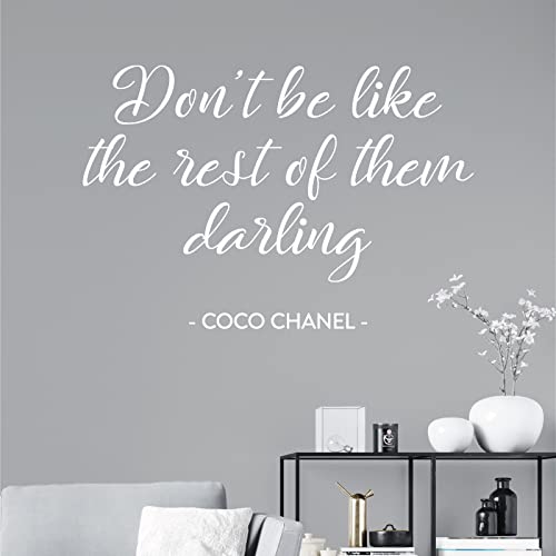 Wandtattoo mit Zitat "Don't be Like The Rest of Them Darling", Coco Chanel XLarge (860 x 580mm) weiß von Wall Designer