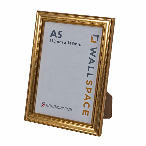 Wall Space A5 Gold FrameA5 Bilderrahmen Gold | A5 Gold Bilderrahmen | Naturholz A5 Bilderrahmen | Alle Holz Gold A5 Bilderrahmen sind aus Massivholz und haben Echtglas von Wall Space