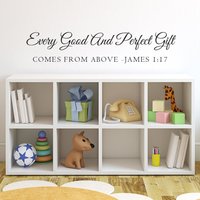 James 0117 Zitat Vinyl Wand Aufkleber Schriftzug Jeder Gute Und Perfekte Geschenk Von Oben-060 Kommt James 0117 Zitat Vinyl Wand Aufkleber Schriftzug Jeder Gute Und Perfekte Geschenk Von Oben-060 Kommt von WallPlaza