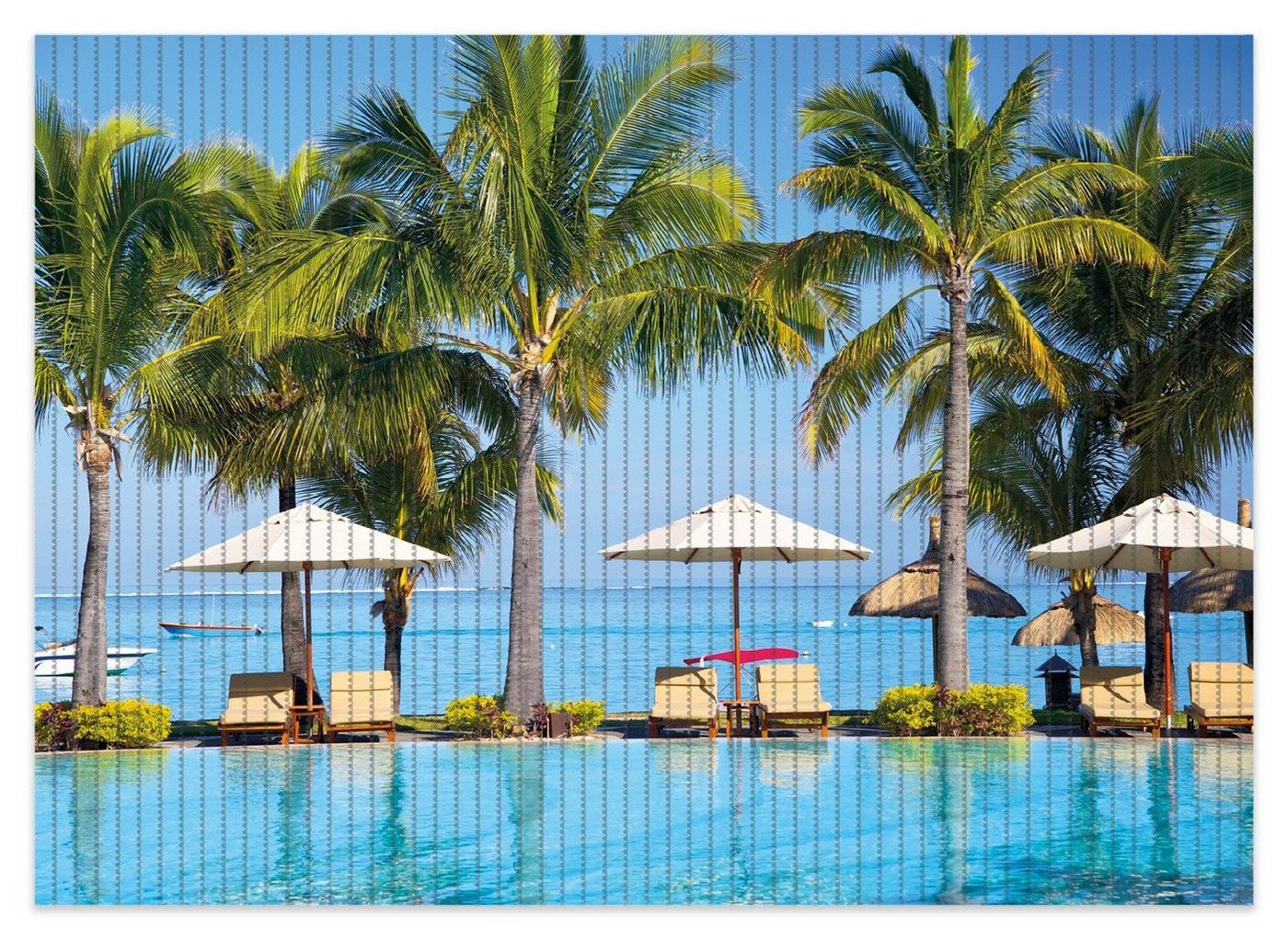 Schaum-Badematte Sonnenschirme am Südsee-Palmenstrand mit blauem Meer-Wasser Wallario, Höhe 5.5 mm, rutschhemmend, geeignet für Fußbodenheizungen, Polymer-Schaum, rechteckig von Wallario