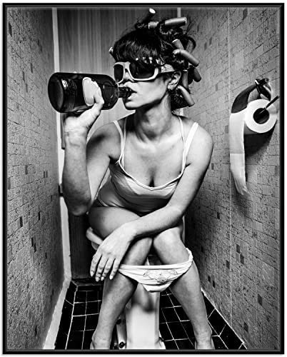 Wallario Black and White Edition - Wandbild Kloparty - Sexy Frau auf Toilette mit Weinflasche in Premiumqualität, Poster mit schwarzem Rahmen, Größe: 40 x 50 cm Wallario Black and White Edition - Wandbild Kloparty - Sexy Frau auf Toilette mit Weinflasche in Premiumqualität, Poster mit schwarzem Rahmen, Größe: 40 x 50 cm von Wallario
