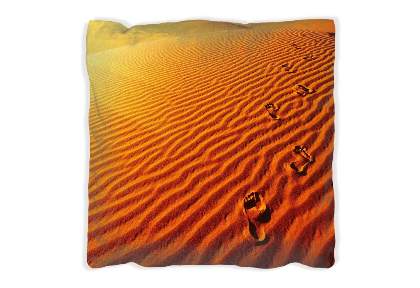 Wallario Dekokissen Fußspuren im Sand - Sanddüne in der Wüste, handgenäht von Wallario