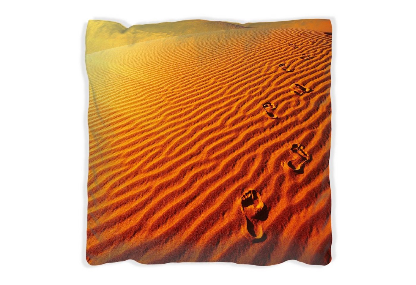 Wallario Dekokissen Fußspuren im Sand - Sanddüne in der Wüste, handgenäht Wallario Dekokissen Fußspuren im Sand - Sanddüne in der Wüste, handgenäht von Wallario