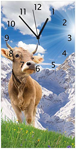 Wallario Design-Wanduhr Kuh im Sonnenschein in den Alpen aus Glas, Motiv-Uhr Größe 30 x 60 cm, Schwarze Zeiger von Wallario