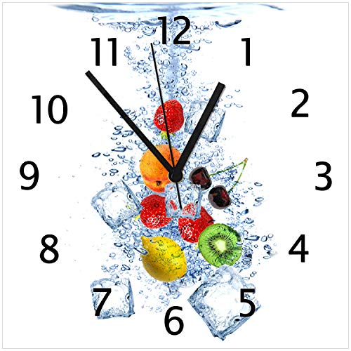 Wallario Design Wanduhr Obst-Eiswürfel-Mix im Wasser mit weißem Hintergrund aus Echtglas, Größe 30 x 30 cm mit schwarzen Zeigern von Wallario