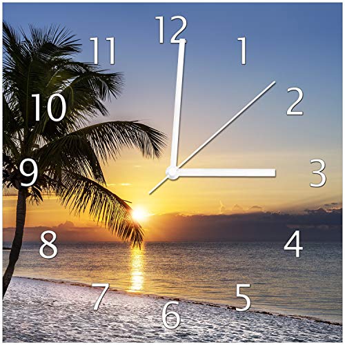 Wallario Design-Wanduhr Palme am Strand - Sonnenuntergang über dem Meer aus Glas, Motiv-Uhr Größe 30 x 30 cm, weiße Zeiger von Wallario