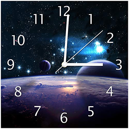 Wallario Design-Wanduhr Planeten im Weltall aus Glas, Motiv-Uhr Größe 30 x 30 cm, weiße Zeiger von Wallario