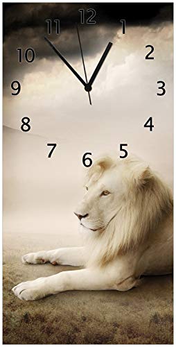 Wallario Design-Wanduhr Stattlicher ruhender Löwe in Afrika in Sepiafarben aus Glas, Motiv-Uhr Größe 30 x 60 cm, Schwarze Zeiger Wallario Design-Wanduhr Stattlicher ruhender Löwe in Afrika in Sepiafarben aus Glas, Motiv-Uhr Größe 30 x 60 cm, Schwarze Zeiger von Wallario