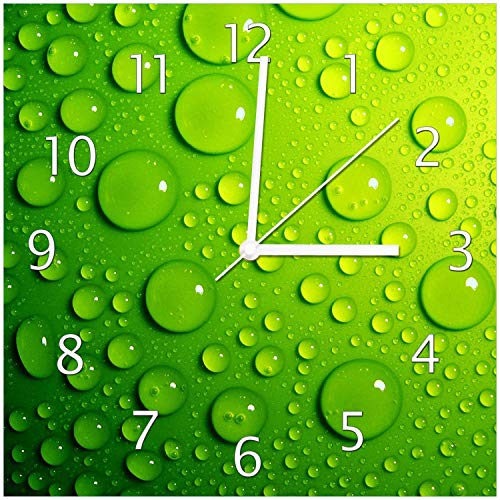 Wallario Design-Wanduhr Wassertropfen auf Grün aus Glas, Motiv-Uhr Größe 30 x 30 cm, weiße Zeiger Wallario Design-Wanduhr Wassertropfen auf Grün aus Glas, Motiv-Uhr Größe 30 x 30 cm, weiße Zeiger von Wallario