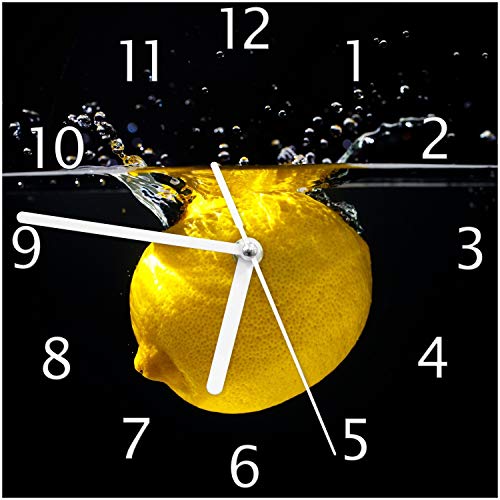 Wallario Design-Wanduhr Zitrone im Wasser - Frisches Obst für die Küche aus Glas, Motiv-Uhr Größe 20 x 20 cm, weiße Zeiger von Wallario