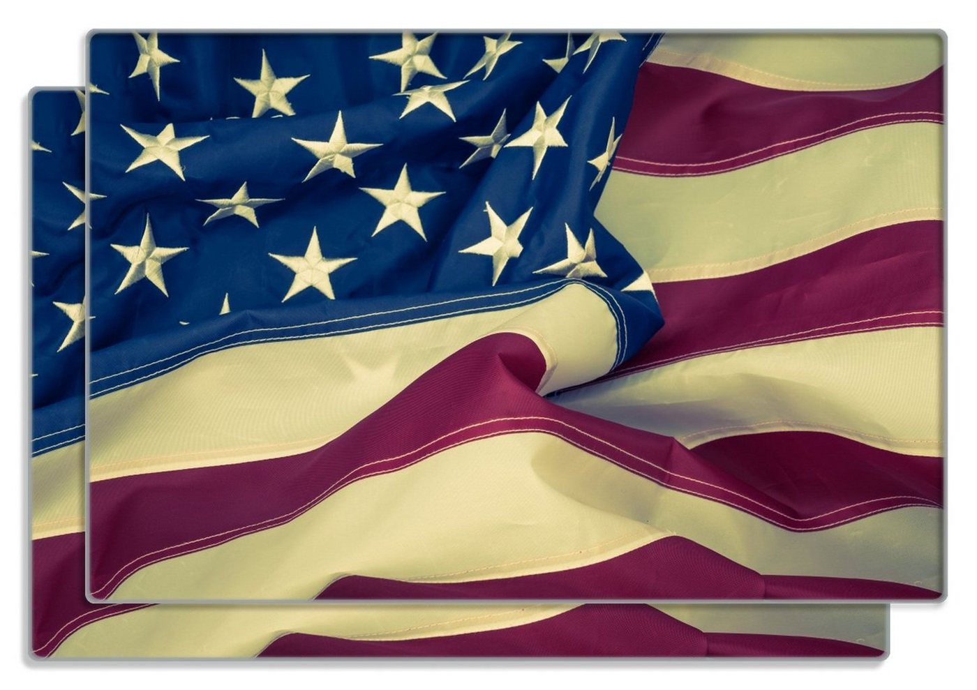 Wallario Frühstücksbrett Amerikanische Flagge im Wind, ESG-Sicherheitsglas, (inkl. rutschfester Gummifüße 4mm, 2-St), 20x30cm von Wallario