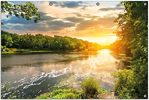 Wallario Outdoor-Poster für Garten oder Balkon Sonnenuntergang am Fluss in grüner Umgebung, Motivbanner Größe: ca. 100 x 150 cm, Outdoor-Bild von Wallario