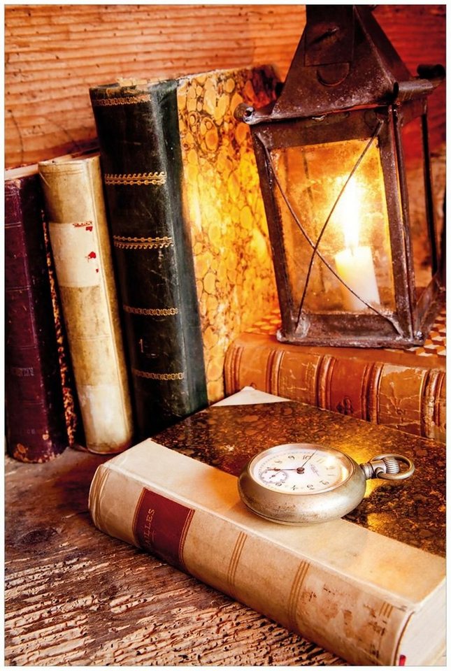 Wallario Glasbild, Antike Laterne mit Kerze alten Büchern und Taschenuhr, in verschiedenen Ausführungen Wallario Glasbild, Antike Laterne mit Kerze alten Büchern und Taschenuhr, in verschiedenen Ausführungen von Wallario