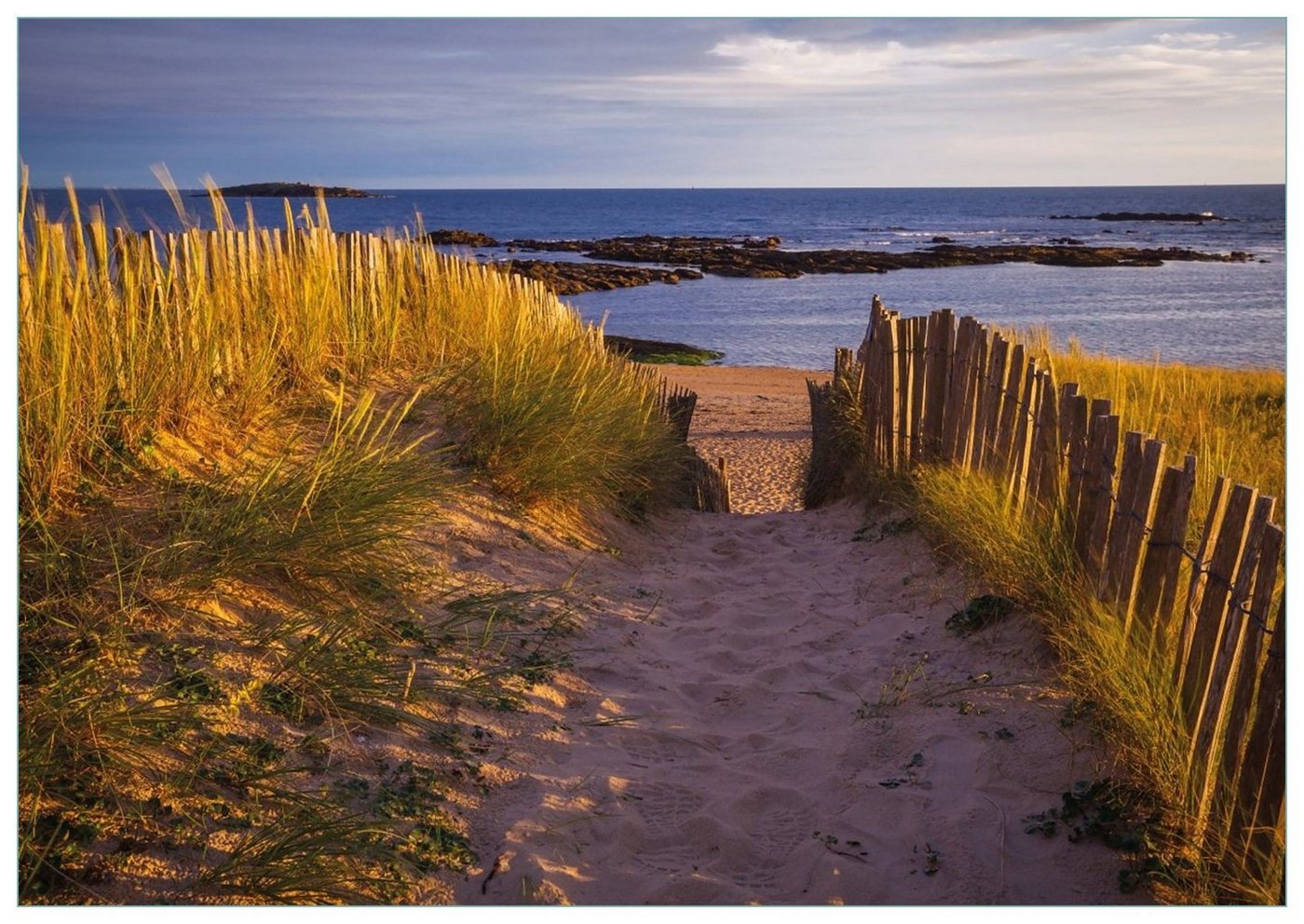 Wallario Glasbild, Weg durch die Dünen zum Meer an der Küste, in verschiedenen Ausführungen von Wallario