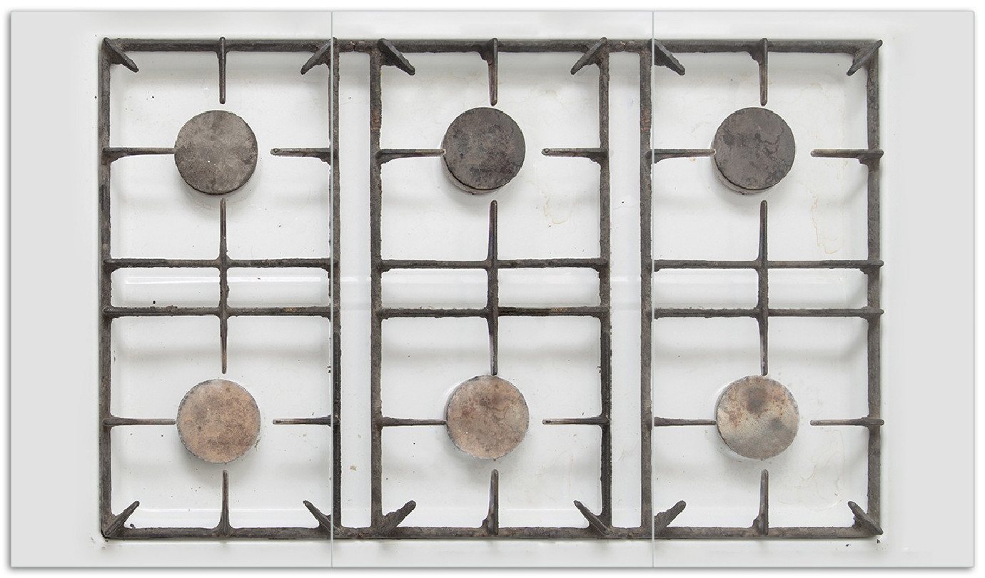 Wallario Herd-Abdeckplatte Alter Gasherd, ungeputzt und dreckig, ESG-Sicherheitsglas, (Glasplatte, 3 tlg., inkl. 5mm Noppen), verschiedene Größen von Wallario