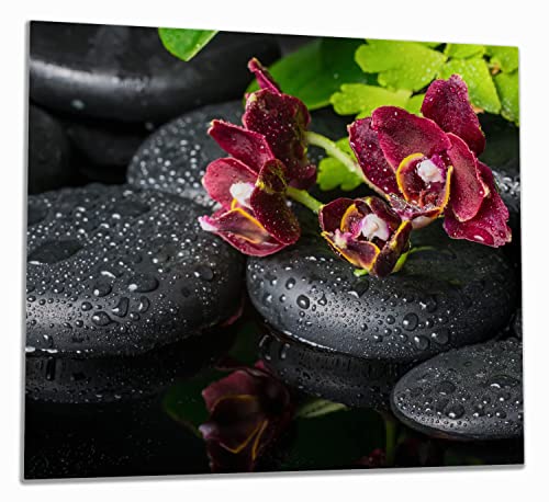 Wallario Herdabdeckplatte/Spritzschutz aus Glas, 1-teilig, 60x52cm, für Ceran- und Induktionsherde, Dunkelrote Orchideen-Blüte auf schwarzen Steinen mit Regentropfen von Wallario