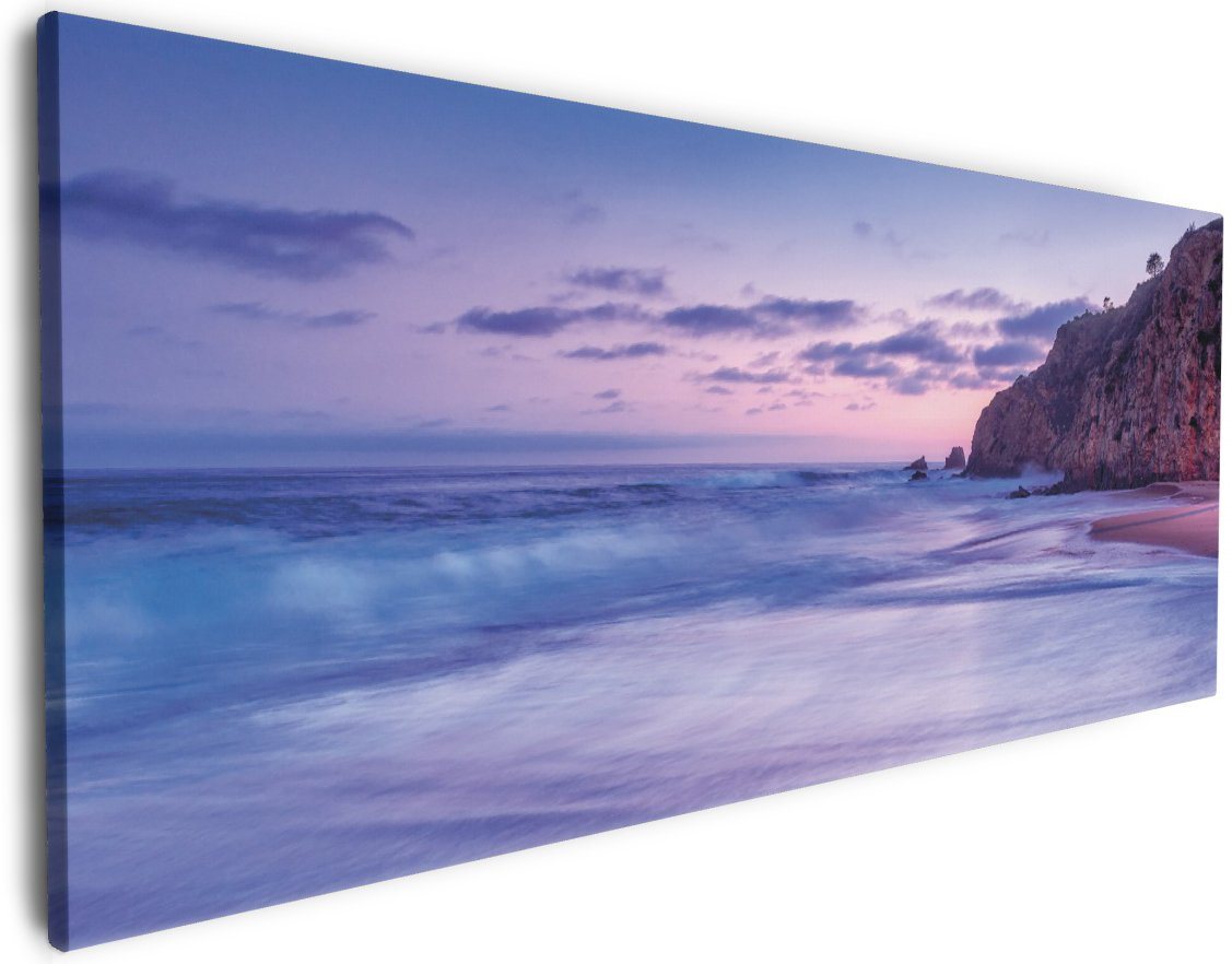 Wallario Leinwandbild, Kalifornischer Strand am Abend mit Felsenküste, in verschiedenen Ausführungen von Wallario