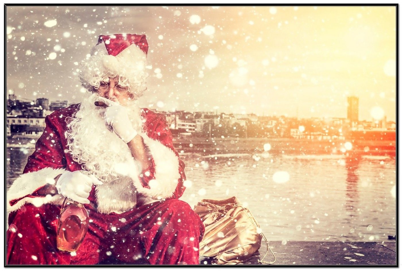 Wallario Poster, Christmas-Party - Weihnachtsmann mit Schnaps und Zigarre, in verschiedenen Ausführungen von Wallario