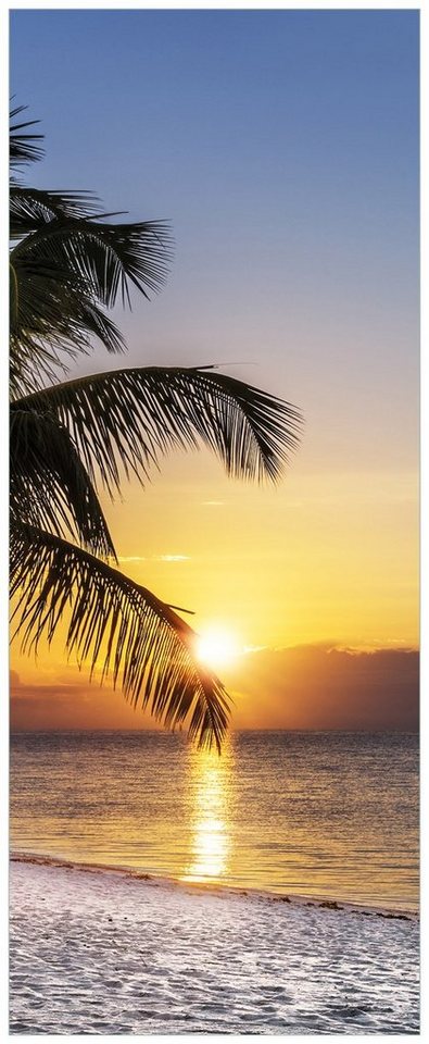 Wallario Poster, Palme am Strand - Sonnenuntergang über dem Meer, in verschiedenen Ausführungen von Wallario