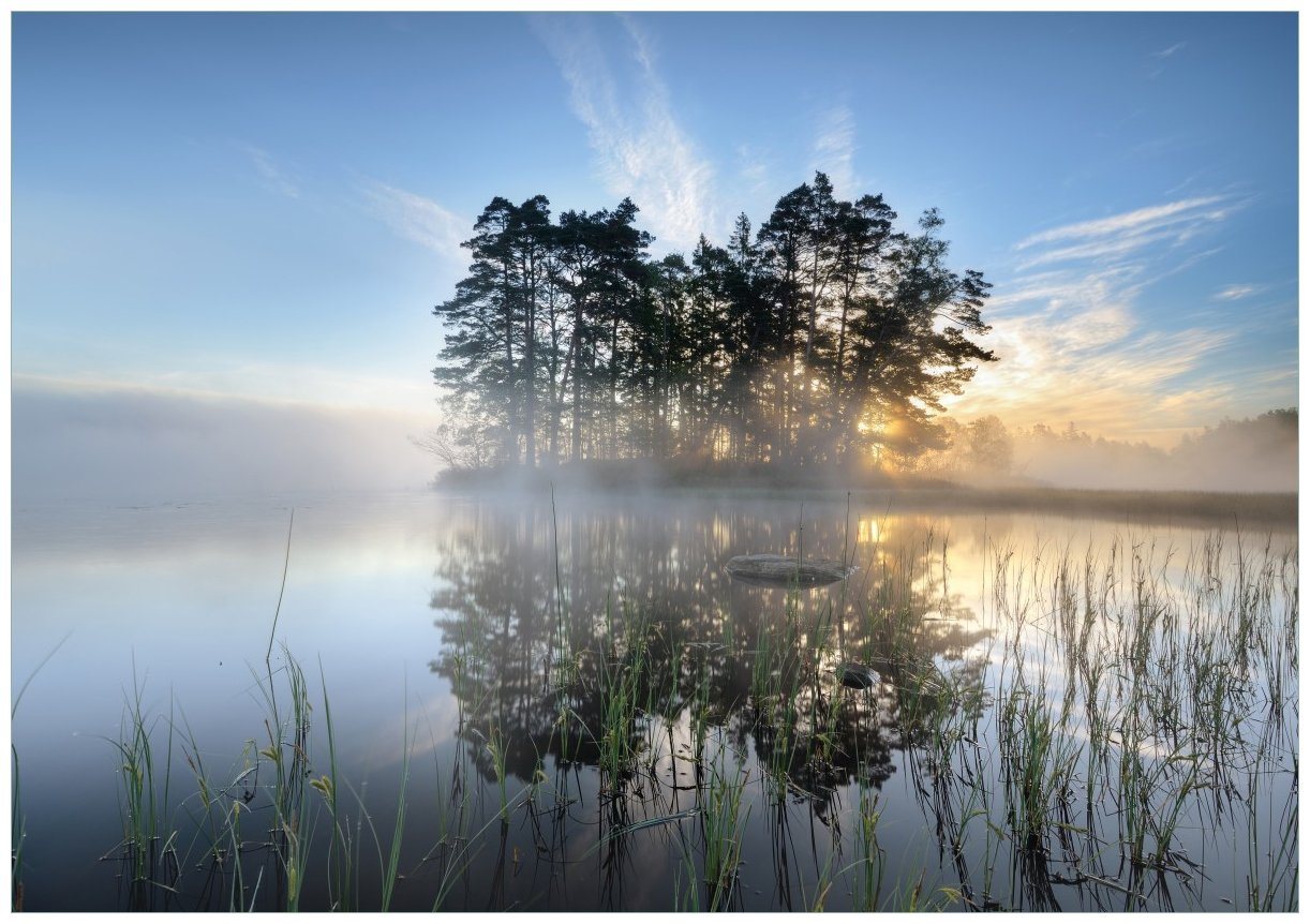 Wallario Poster, Stiller See mit Insel im Morgennebel, in verschiedenen Ausführungen von Wallario