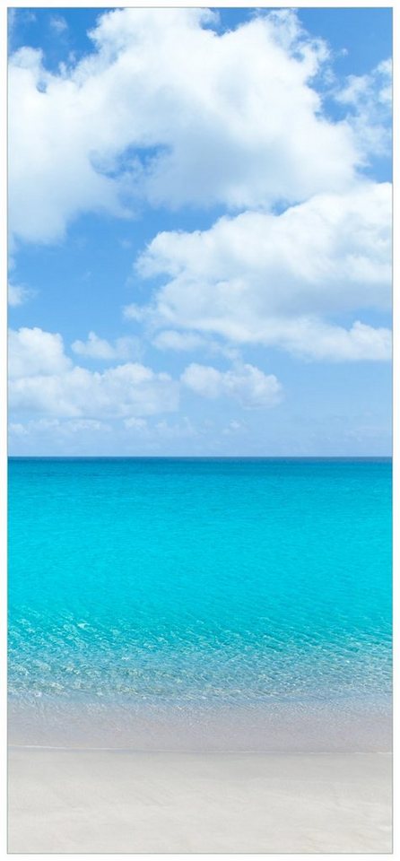 Wallario Türtapete Sandstrand und blaues Meer, glatt, ohne Struktur von Wallario