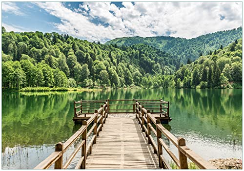 Wallario Vliestapete Fototapete Steg am See in den Bergen - Wandtapete Größe: 350 x 245 cm von Wallario