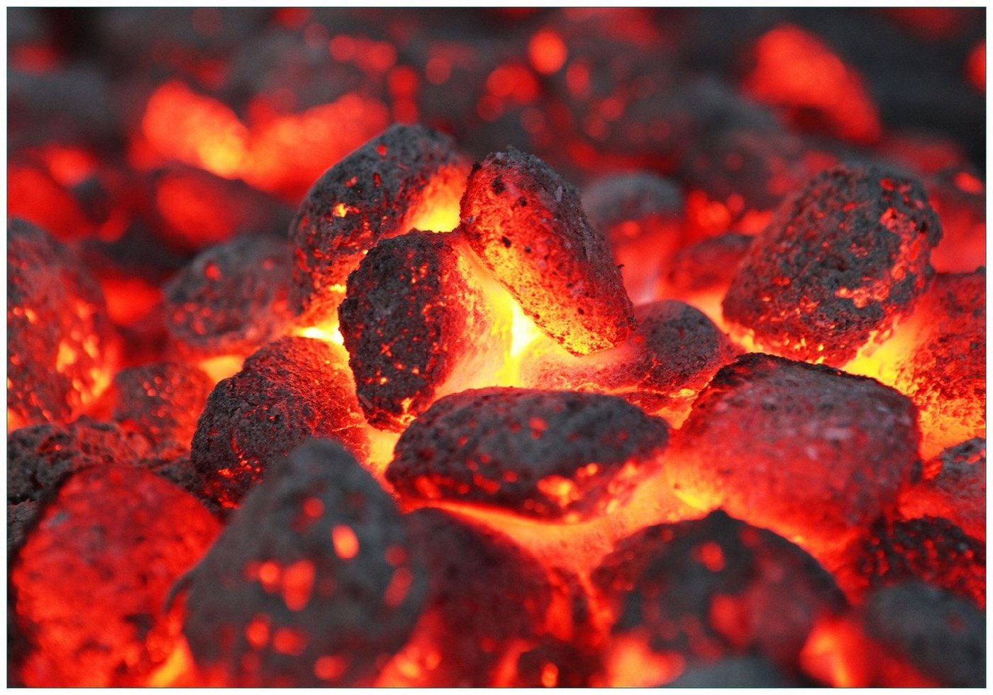 Wallario Vliestapete Glühende Kohlen im Kamin, Seidenmatte Oberfläche, hochwertiger Digitaldruck, in verschiedenen Größen erhältlich von Wallario