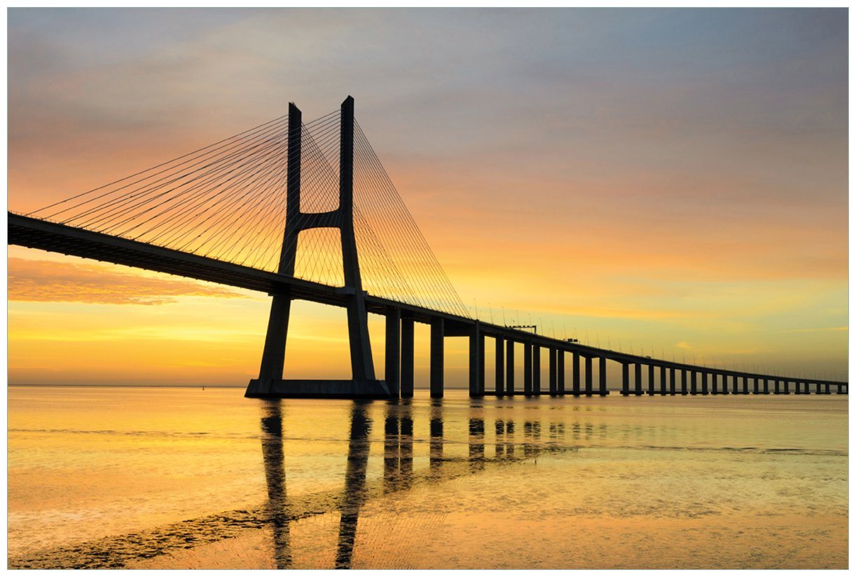 Wallario Vliestapete Vasco da Gama Brücke, seidenmatte Oberfläche von Wallario