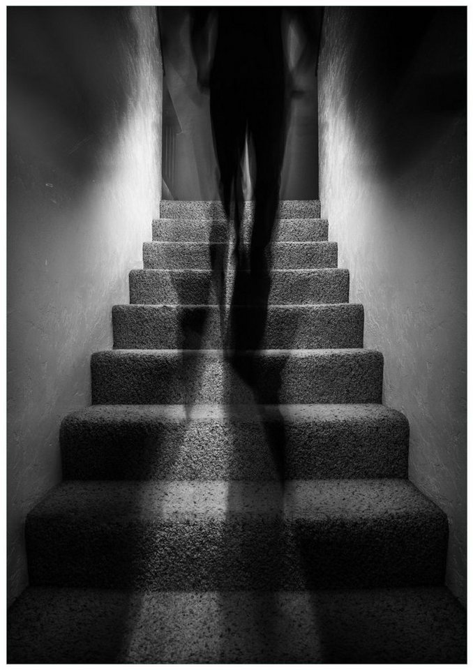 Wallario Wandfolie, Mysteriöse Treppe mit Schattenfigur - Schwarzweiß, in verschiedenen Ausführungen Wallario Wandfolie, Mysteriöse Treppe mit Schattenfigur - Schwarzweiß, in verschiedenen Ausführungen von Wallario