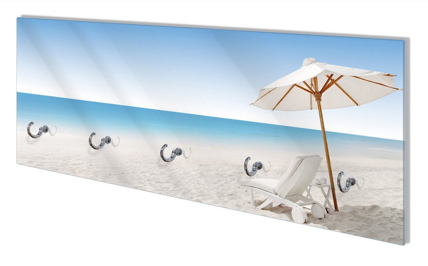 Wallario Wandgarderobe Sonnenliege am weißen Strand unter blauem Himmel (1-teilig, inkl. Haken und Befestigungsset), 80x30cm, aus ESG-Sicherheitsglas von Wallario