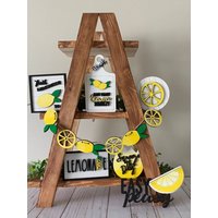 Zitronen Stufen Tablett Set - Schale Dekor Schalen Bündel Limonade Schilder Holz Tier Kaffee Deko von WallflowersbyKerri