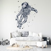 Astronaut Skateboard Wandtattoo Weltraum Wanddekoration Für Kinderzimmer Wandkunst A15 von WallifyDesigns