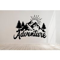 Berg Wandtattoos | Natur Berge Wandbilder Abenteuer Camping Wandaufkleber Vinyls Für Draußen Autos Mu030 von WallifyDesigns