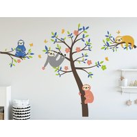 Großer Baum Und Faultier Wandsticker Kinder Baby Kinderzimmer Wanddekoration 3 Wandsticker, Süßes Mit Zweig von WallsArtStudio