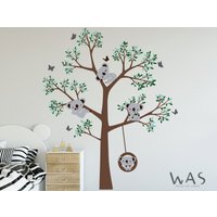 Kinderzimmer Koala Baum Aufkleber, Niedlicher Auf Dem Vinyl-Aufkleber, Wohnkultur Für Kinderzimmer, Wandaufkleber von WallsArtStudio