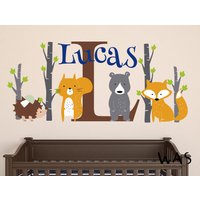 Waldtiere Name Mit Monogramm Wand Aufkleber, Wald Kinderzimmer Baby Zimmer Dekor Vinyl Aufkleber von WallsArtStudio