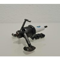 Schlitten Schneemobil Jetski Schneegleiter Metall Metallkunst Zündkerze Handgemachte Kunst von WalnussBastelstube