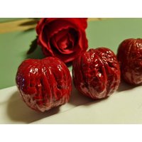 Walnusshälften in Roter Herzform Herz Valentinstag Geburtstag Blumenschmuck Liebe Deko Geschenk Streudeko Hochzeit Heiratsantrag von WalnussBastelstube