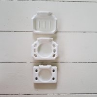 Zahnbürstenhalter Seifenhalter Keramik Wandhalterung Tassenhalter Badezimmer Hardware Zahnbürstenhalter Seifenhalter Keramik Wandhalterung Tassenhalter Badezimmer Hardware von WalnutHillVintage