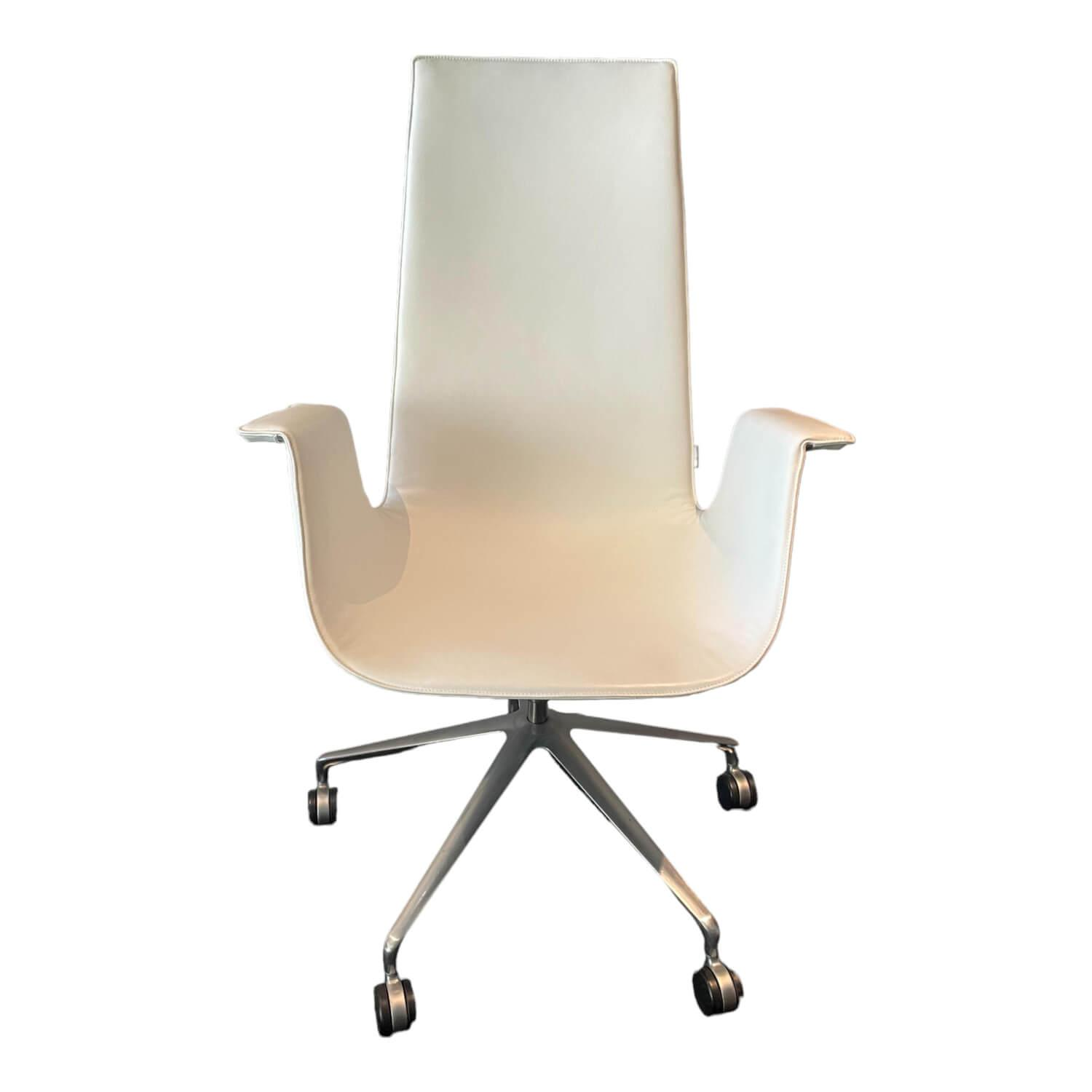 Relaxsessel FK 6728-5R Leder Congress Weiß Gestell Aluminium Poliert von Walter Knoll