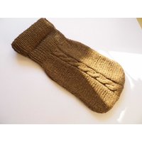 Wärmflaschenbezug, Wärmflasche, Bezug, Cover Bottle, Wolle, Zopfmuster, Braun Wärmflaschenbezug, Wärmflasche, Bezug, Cover Bottle, Wolle, Zopfmuster, Braun von WaltrautvonRoda