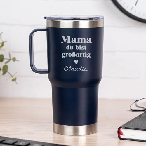 Wanapix | Personalisierter doppelschichtiger Thermobecher | Füllmenge 600 ml | Farbe Marineblau | Hält stundenlang kalt und warm | Becher mit eingraviertem Namen | Muttertag | Mama du bist großartig Wanapix | Personalisierter doppelschichtiger Thermobecher | Füllmenge 600 ml | Farbe Marineblau | Hält stundenlang kalt und warm | Becher mit eingraviertem Namen | Muttertag | Mama du bist großartig von Wanapix