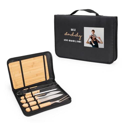 Wanapix | Personalisiertes BBQ-Set | Enthält 6 Ubehörteile (2 Messer, Schärfer, Tranchiermesser,Zange,Bambusbrett) | Best Dad von Wanapix