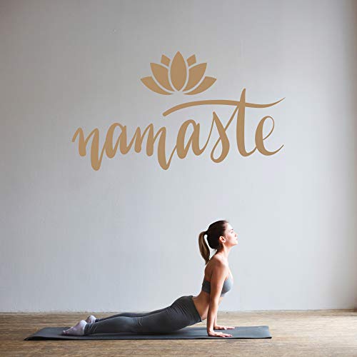 NAMASTE mit Lotusblume - Wandtattoo Wandaufkleber Sticker Aufkleber Mandala Lotus - erhältlich in vielen Größen (Hellbraun, 40 x 22 cm) von WandFactory