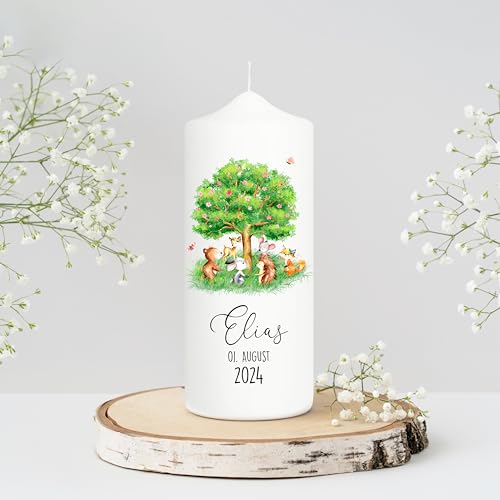 Patenkerze Junge Mädchen Baum mit Waldtieren - Kerze zur Taufe, Geburt oder Kommunion – weiß 18 x 7 cm mit Name und Datum von Wandtattoo Loft