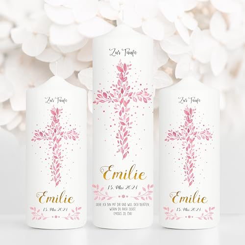 Wandtattoo Loft Taufkerze Mädchen mit Taufspruch + 2 Patenkerzen, Motiv Heiliges Kreuz aus rosa Blättern, 25cm x 7cm personalisierte Kerze, bedruckte rosa Kerze Taufe, Stumpenkerze, Taufgeschenk Wandtattoo Loft Taufkerze Mädchen mit Taufspruch + 2 Patenkerzen, Motiv Heiliges Kreuz aus rosa Blättern, 25cm x 7cm personalisierte Kerze, bedruckte rosa Kerze Taufe, Stumpenkerze, Taufgeschenk von Wandtattoo Loft
