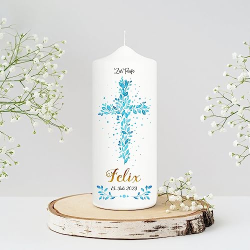 Taufkerze Junge Mädchen Baum Heiliges Kreuz blaue Blätter Kerze zur Taufe mit Namen, Datum und optionalen Taufspruch Jesuskreuz, Patenkerze 18 x 7 cm von Wandtattoo Loft