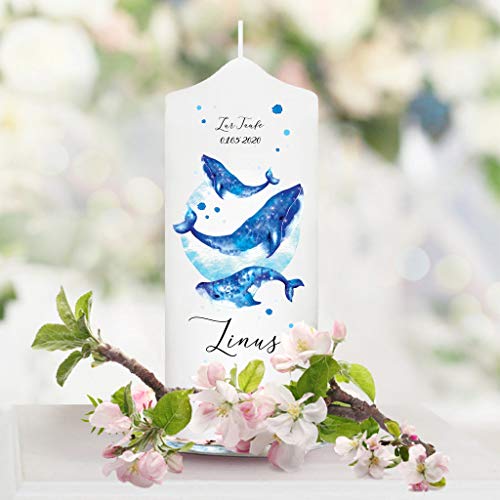 Wandtattoo Loft Patenkerze Kerze zur Taufe Walfamilie - Patenkerze Mädchen Junge Kerze weiß 18 x 7 cm mit Name und Datum Wandtattoo Loft Patenkerze Kerze zur Taufe Walfamilie - Patenkerze Mädchen Junge Kerze weiß 18 x 7 cm mit Name und Datum von Wandtattoo-Loft