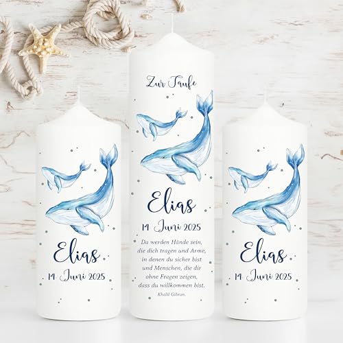 Wandtattoo Loft Taufkerze Junge mit Taufspruch + 2 Patenkerzen, Motiv Blauer Wal 25 x 7 cm, personalisierte Kerze, bedruckte Kerze zur Taufe, Taufgeschenk Wandtattoo Loft Taufkerze Junge mit Taufspruch + 2 Patenkerzen, Motiv Blauer Wal 25 x 7 cm, personalisierte Kerze, bedruckte Kerze zur Taufe, Taufgeschenk von Wandtattoo Loft